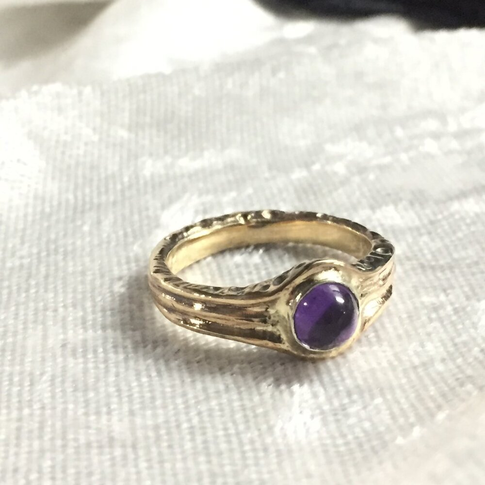 10ky Amethyst Bubble Ring